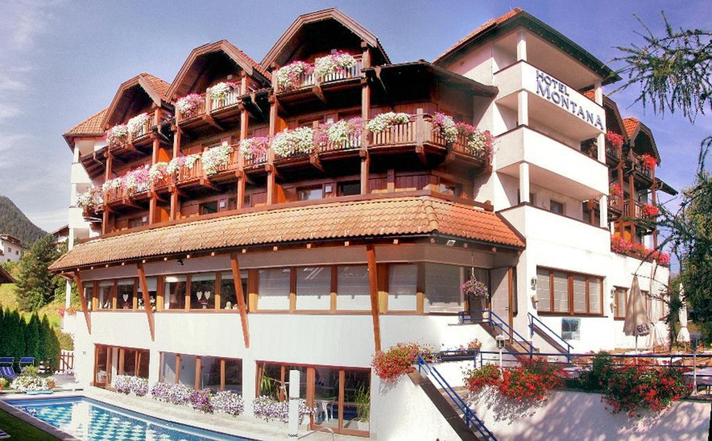 Hotel Montana Arzl im Pitztal Exterior photo